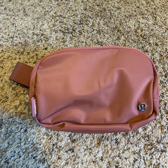 NWT | Lululemon Everywhere Belt Bag | Brier Rose - Picture 3 of 6